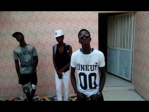 Zou kana j.p feat ngaaka blindé