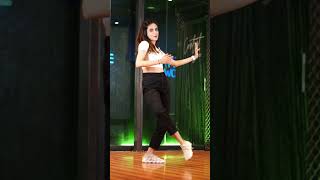 Download lagu Character Dheela/#shorts #youtubeshorts #dance mp3 Download lagu Character Dheela/#shorts #youtubeshorts #dance mp3