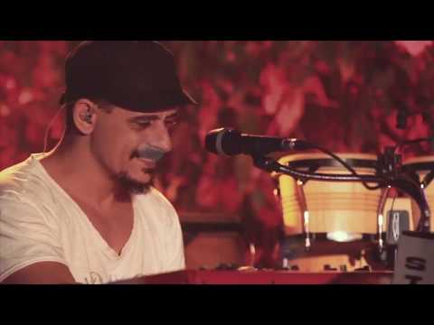 George Israel & Joe Kinni - Olha Ela feat Toni Garrido