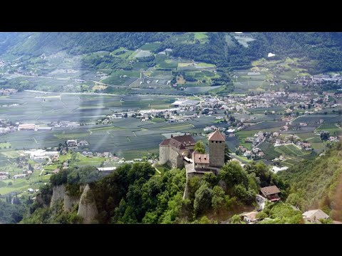 Mit der Seilbahn auf den Berg -Hochmuth- in Südtirol