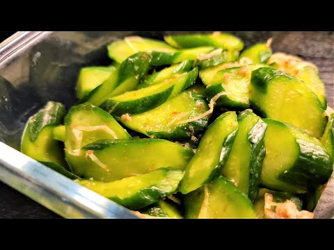 Quick & Delicious Japanese Cucumber Pickles (Asazuke)