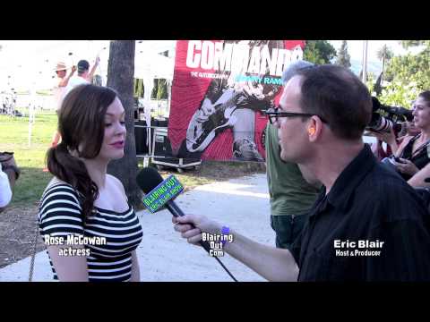 Rose McGowan talks W Eric Blair  @ the 8th Johnny Ramone Tribute 2012