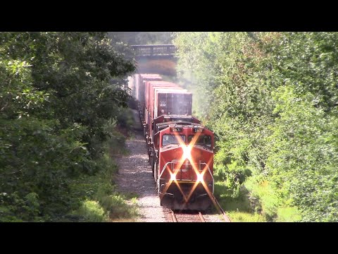 Local Transfer Train CN 507 w/Friendly Crew at Halifax, NS Heading to South End Container Terminal
