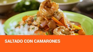 Saltado con camarones