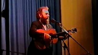 Entre un hola y un adios (J. M. Serrat).