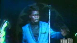 James Brown performs &quot;Try Me&quot;.  Live at the Apollo Theater, March 1968.