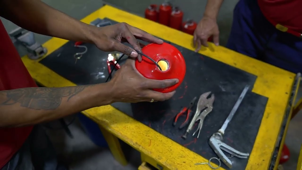 Conheça os procedimentos para a manutenção dos seus extintores e NUNCA MAIS SEJA ENGANADO