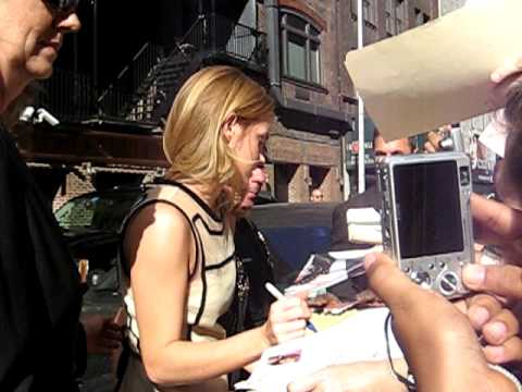 Emma Watson leaving Letterman - July 8, 2009 [1 of 2]