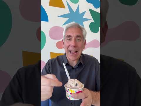 Flavor 4 - Chocoberry (Amy's Ice Creams Quest) #austinfood #amysicecreams #icecream #foodchallenge