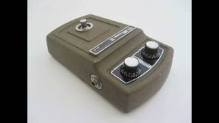 Video thumbnail for ROLAND PHASE 2 II VINTAGE ELECTRIC GUITAR PEDAL AUDIO SAMPLE by VINTAGEGEARHOLLYWOOD