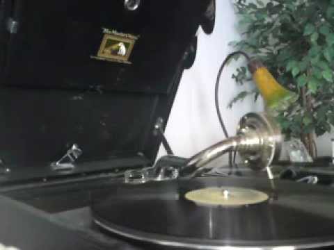 TRÄUME KANN MAN NICHT VERBIETEN, gesungen von Gloria Astor