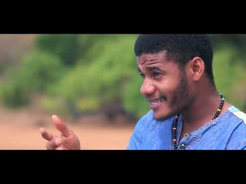 MAJITSO   Axi Mbaba feat Moursa (clip officiel)