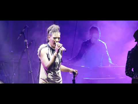 All I could do was cry - Julie Mayaya (cover - live performance)