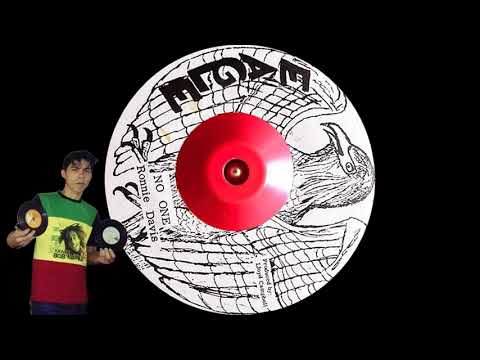 RONNIE DAVIS - No One (7")