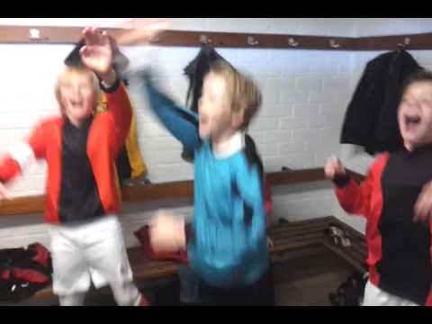 Venlose Boys D2 overwinningsdans