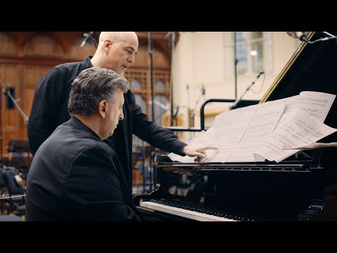 Jeffrey Biegel performs Peter Boyer's "Rhapsody in Red, White & Blue" with LSO