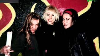 L7 - El Wahtusi (Live)