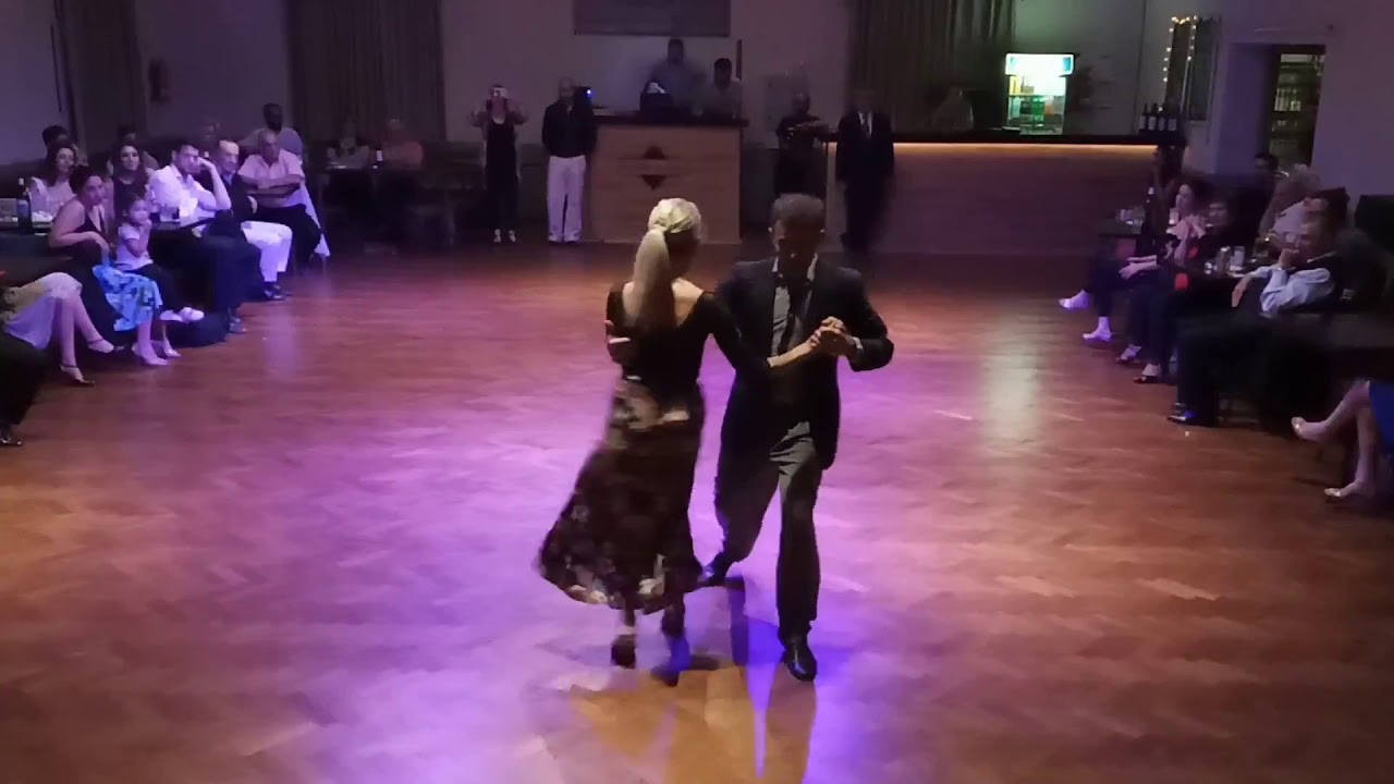 Video thumbnail for Delfina Pissani & Diego Valero ( El Buey Solo) Tanturi