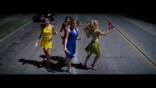 LA LA LAND - Someone in the Crowd (Emma Stone Scene)