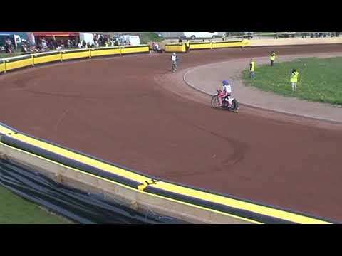 Speedway på Munkebo Speedwaycenter d. 5. maj 2012.