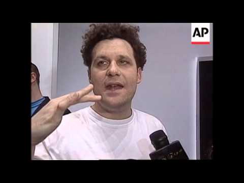 USA - Isaac Mizrahi's fashion business folds