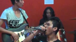 AMPAS BAND   TAK PERNAH KEMBALI