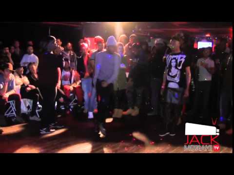 VOGUE KNIGHTS 12-19-14 OTA RUNWAY 3