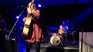 Christina Perri - Bang Bang Bang (LIVE The Loft Lansing) [May 11, 2012]