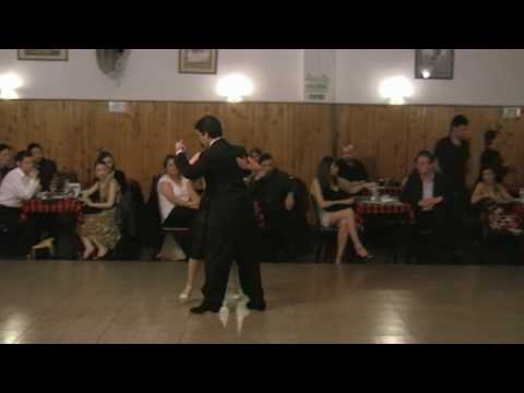  Lida Mantovani  and  Cristhian Sosa  are  dancing  to  the  milonga  "  Milonga De Antano  "