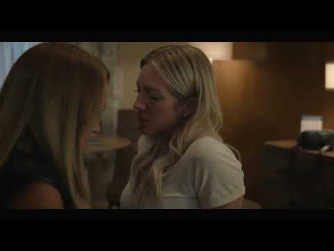 The Hunting Wives (Netflix)| Sophie & Margo Kiss Scene | Malin Akerman and Brittany Snow
