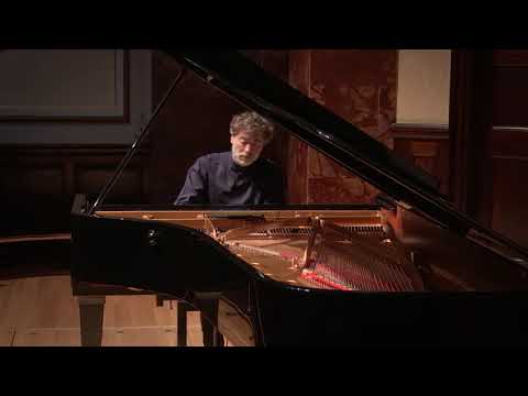 Beethoven, Bagatelle op.33 no.4 | Paul Lewis (live)