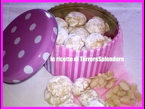 Amaretti morbidi