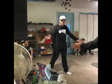 Hozin - Party Time (DJ Mofak ft. Dogg Master)