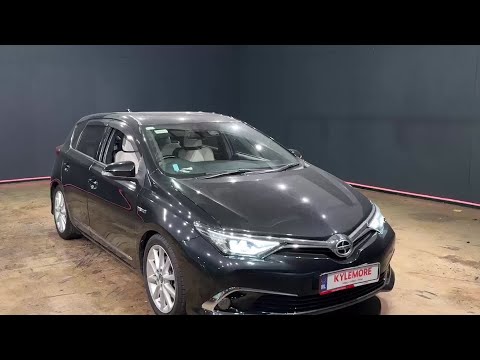Toyota Auris HYBRID G PACKAGE - BEIGE/BLACK FULL L - Image 2