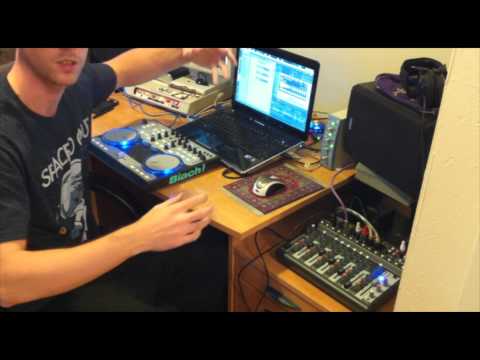 Traktor External Monitoring with 2 channel interface and a mixer