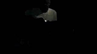 Tommy Emmanuel - C Jam Blues (in the dark!)