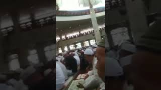 Download lagu H. Roma Irama Mengisi Khutbah Jum'at di Masjid Raya Sabilal Muhtadin mp3 Download lagu H. Roma Irama Mengisi Khutbah Jum'at di Masjid Raya Sabilal Muhtadin mp3