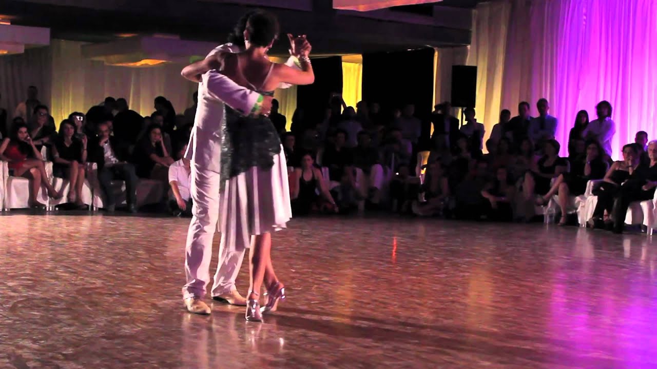 Julio Balmaceda & Cecilia Gonzalez (1) BITF 2012