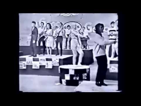 Los Rockin Devil's - Es Lupe