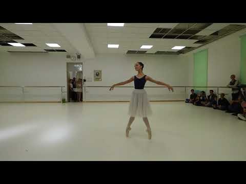 Ilina Eder, Gavotte, J.B. Lully