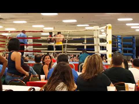 Gilbert "El Guero" Venegas Jr. VS. Willie "No Joke" Miller Round 4