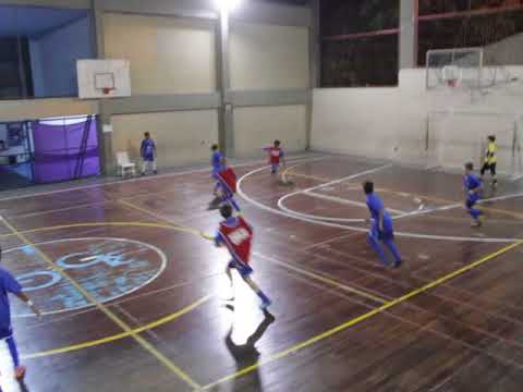 VICENTE SÁ QUASE FAZ GOL (CABEÇADA NO TRAVESSÃO) - TREINO GRAJAÚ COUNTRY-SUB11