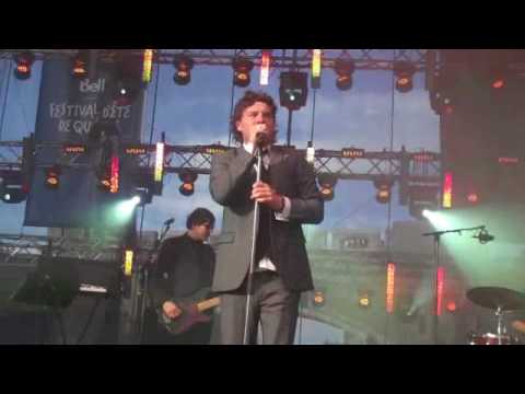 Yann Perreau à la Place D'Youville