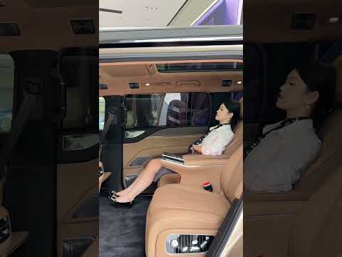 Thumbnail for All New BYD YangWang U8 L PHEV 2025#bestluxury #luxurymotors #luxury #luxurycarshub #automobile by Yangwang U8