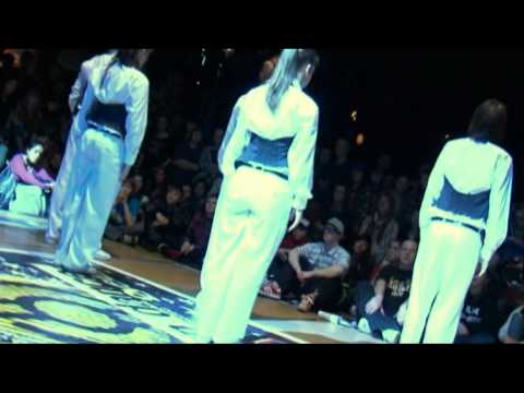 J Sisters @ Urban Dance 2vs2 2010