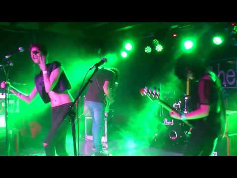 Vuvuvultures - Safe Skin