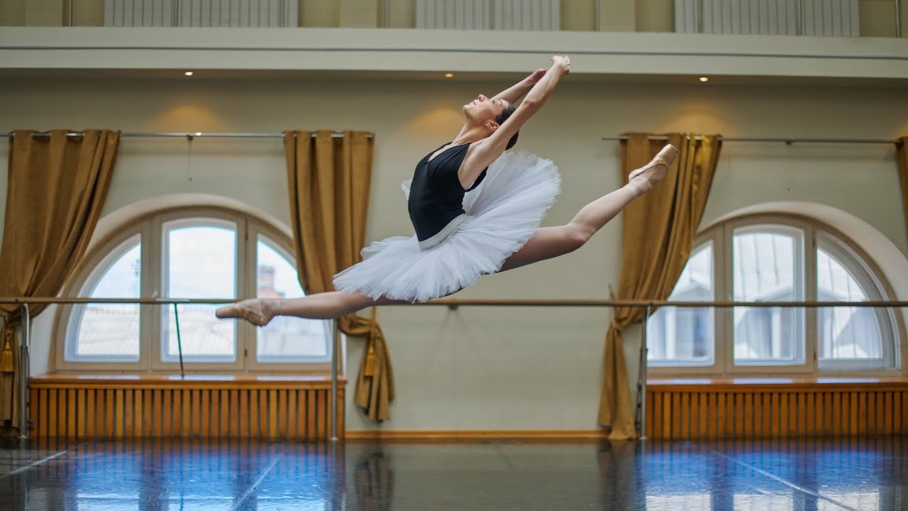 Promotional video thumbnail 1 for Lounge, Classical Ballet