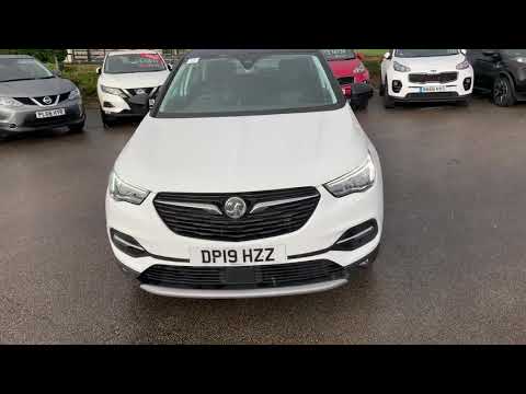 Vauxhall Grandland - DP19HZZ