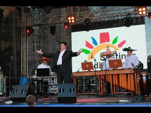 Hector Palacio and marimba ensemble Zeferino Nandayapa