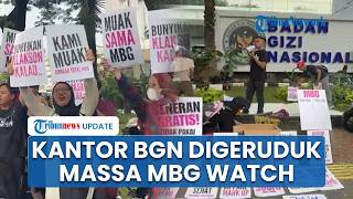 Detik-detik Massa Geruduk Kantor BGN di Jakpus, Bentangkan Spanduk Protes Tuntut Evaluasi MBG